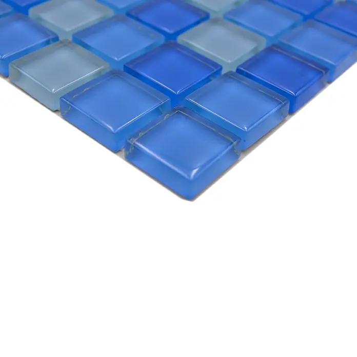 Mozaïektegel vierkant glas Mix XCM 8222 - 32,7 x 30,2 cm, Blauw, Glanzend - Close-up