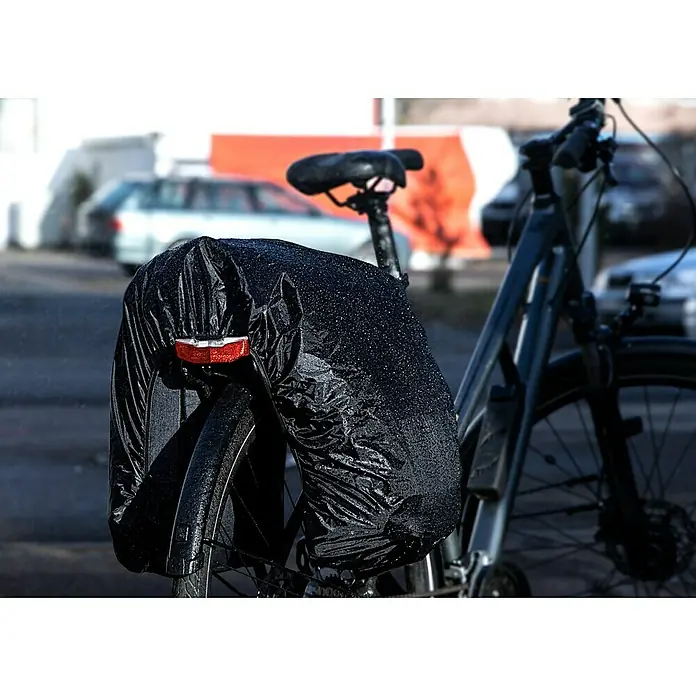 Gepäckträgertasche 2in1 - Volumen: 25 l, Schwarz - Stimmungsaufnahme