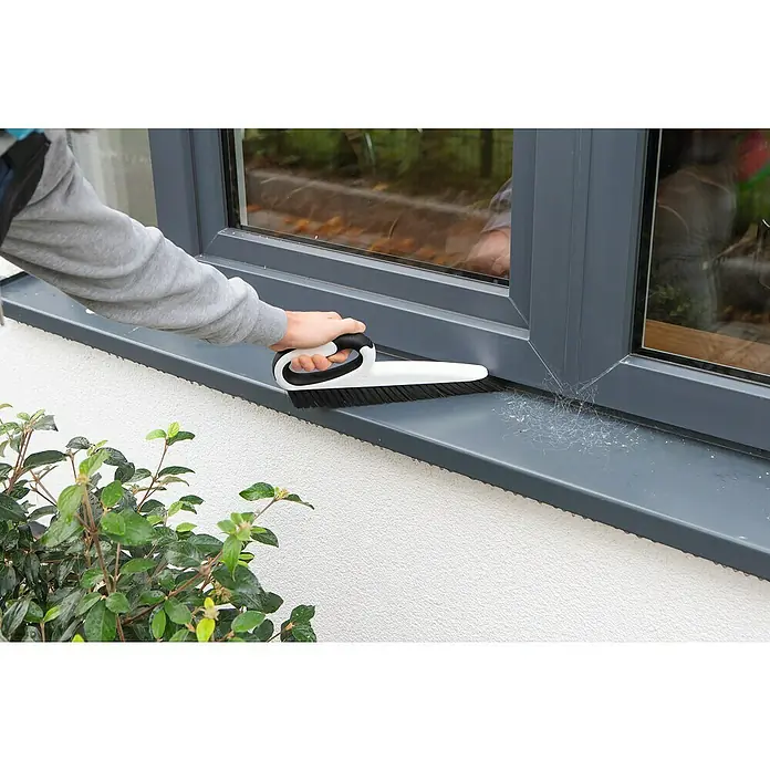 smartQ Tapezierbürste Haushaltsbürste - 31 x 12 cm - Anwendungsbeispiel