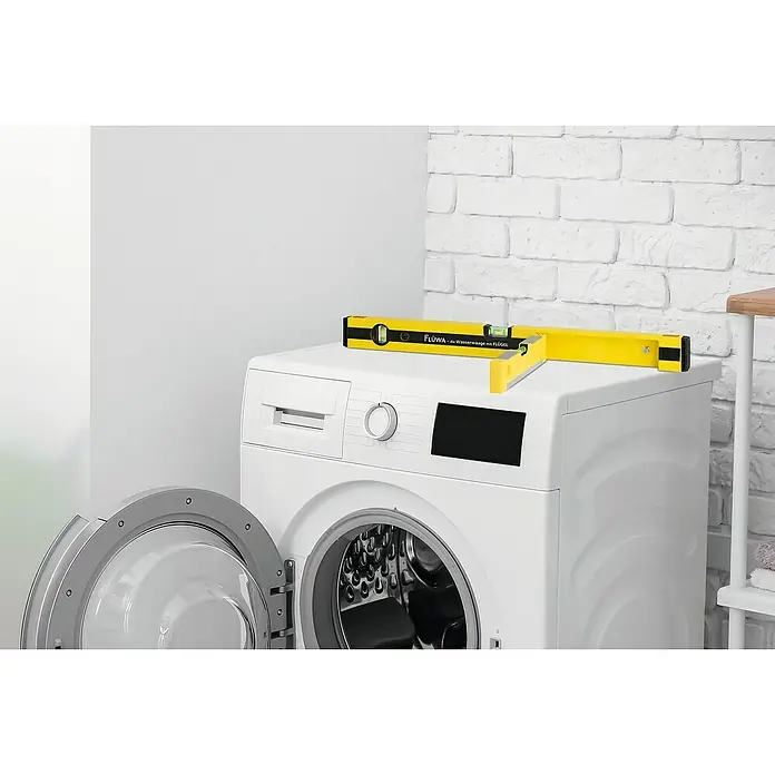 Flüwa Wasserwaage - Länge: 60 cm, Gelb/Schwarz, 16-cm-Lineal - Stimmungsaufnahme