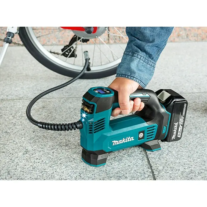 Makita Akku-Kompressor DMP180Z - 18 V, Li-Ionen, Ohne Akku, Max. Druck: 8,3 bar - Anwendungsbeispiel