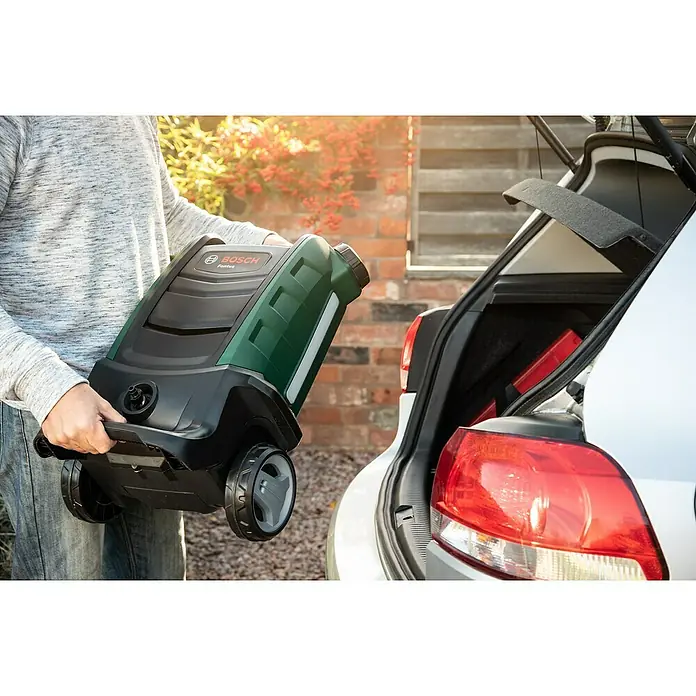Bosch 18 V Power for All Akku-Hochdruckreiniger Fontus - 18 V, Ohne Akku, Max. Druck: 20 bar - Anwendungsbeispiel
