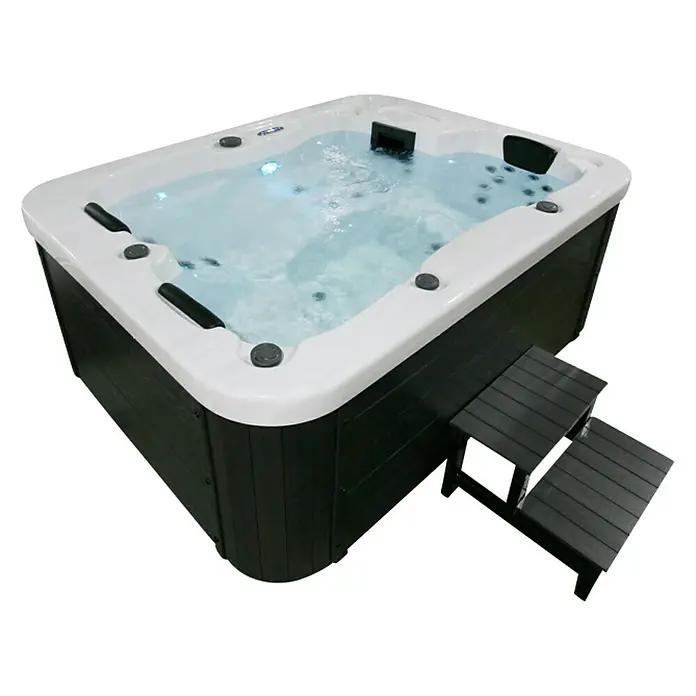 Home Deluxe Außen-Whirlpool White Marble - 210 x 160 x 85 cm, 570 l, Weiß/Schwarz, Geeignet für: 3 Personen, Mit Treppe - Diagonale Ansicht