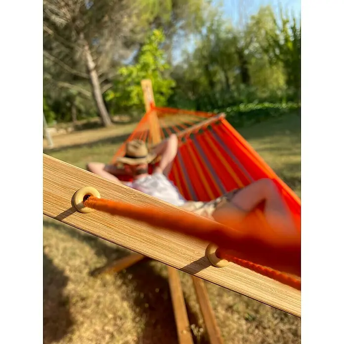 Hamaca colgante doble Alisio Toucan - L x An: 350 x 160 cm, Naranja, Amarillo - Producto en uso