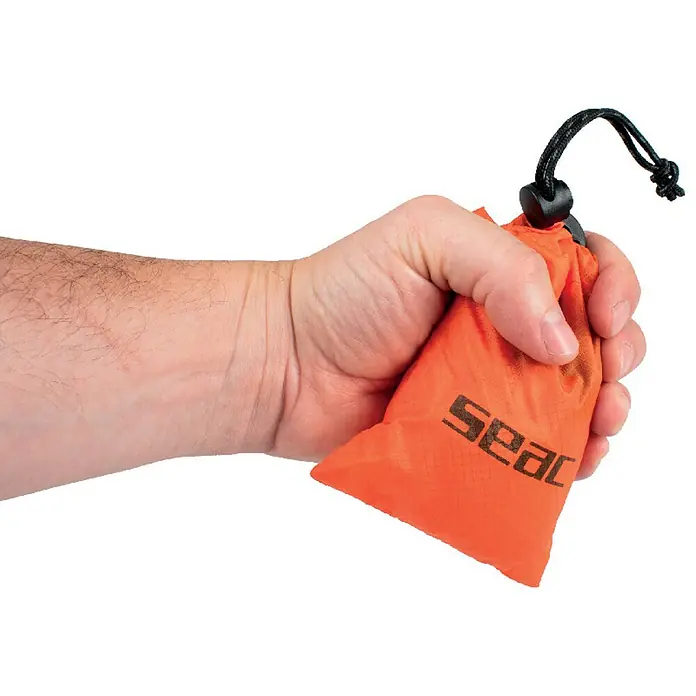 Seac Sub Bolsa impermeable Dry Moft - Capacidad: 10 l, Naranja - Producto en uso