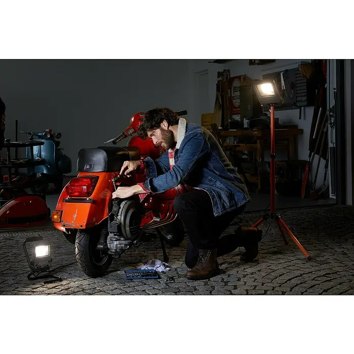 Ledvance LED-Arbeitsleuchte Tripod L - 50 W, Höhe: 150 cm, IP65 - Anwendungsbeispiel