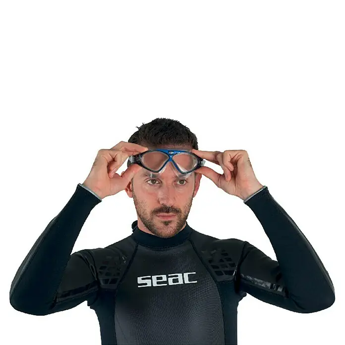 Seac Sub Gafas de natación Vision HD - Azul, Silicona - Producto en uso