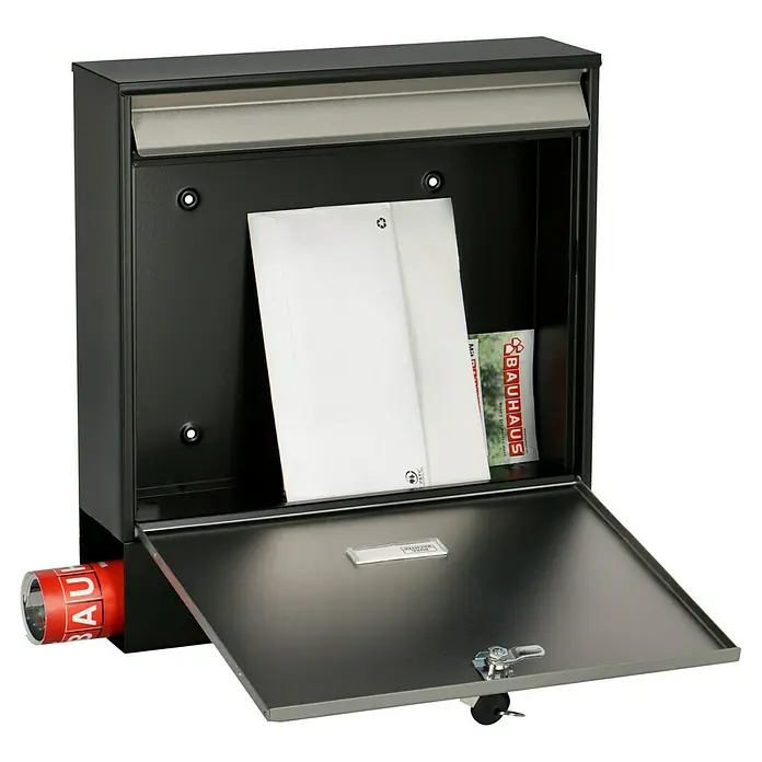 Burg-Wächter Briefkasten Oxford - Stahl, L x B x H: 100 x 362 x 403 mm, Schwarz, Edelstahl, Format Einwurf: DIN C4, 333 x 34 mm, Mit Zeitungsfach - Anwendungsbeispiel