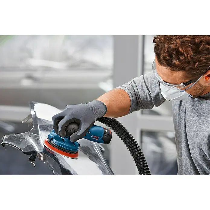 Bosch Professional Akku-Exzenterschleifer GEX 12V-125 Solo - 12 V, Ohne Akku, 5 Ah, Durchmesser Schleifteller: 125 mm - Anwendungsbeispiel