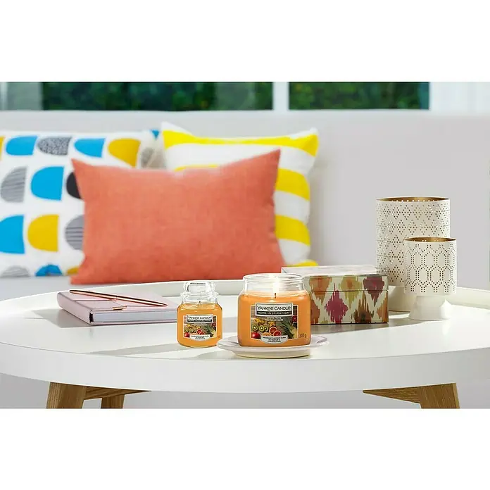 Yankee Candle Home Inspirations Duftkerze - Im Glas, Exotic Fruits, Small - Stimmungsaufnahme