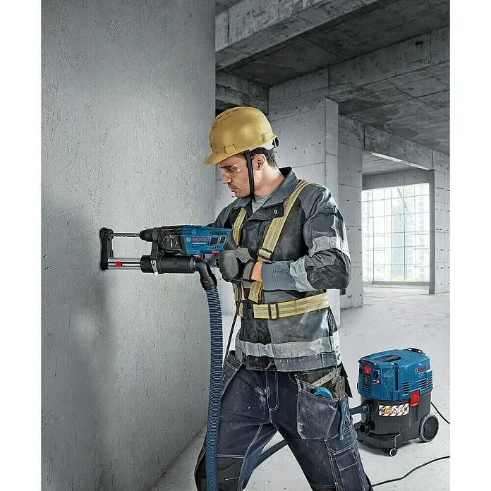 Bosch Professional Bohrhammer GBH 2-21 - 720 W, Leerlaufdrehzahl: 0 U/min - 2.000 U/min, Einzelschlagstärke: 2 J - Anwendungsbeispiel