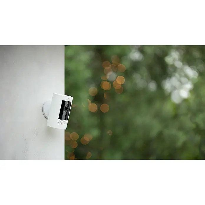 Ring Kamera Stick Up Cam Battery - Akkubetrieben, 1.080 Pixel (Full HD), Weiß - Stimmungsaufnahme