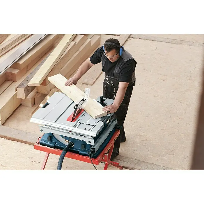 Bosch Professional Tischkreissäge GTS 10 XC - 2.100 W, Durchmesser Sägeblatt: 254 mm - Anwendungsbeispiel