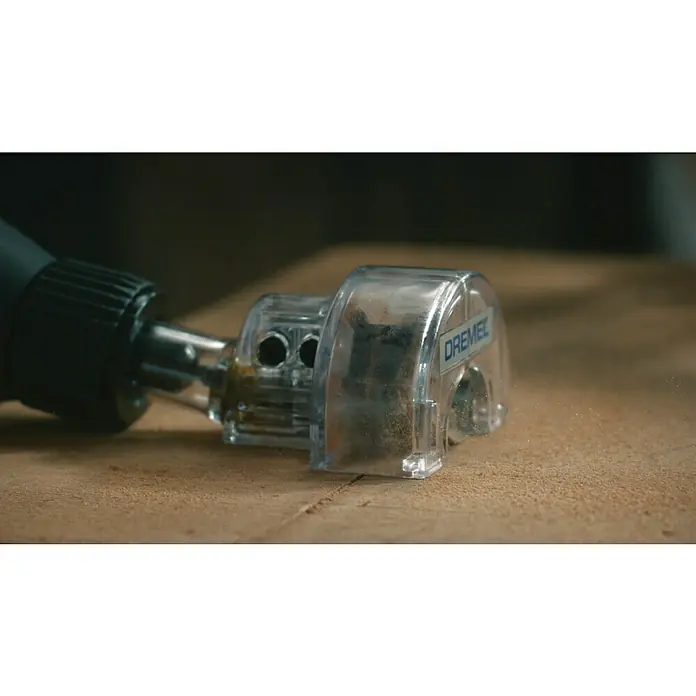 Dremel Kreissäge-Vorsatz Mod. 670 - Schnitttiefe: 6,4 mm - Anwendungsbeispiel
