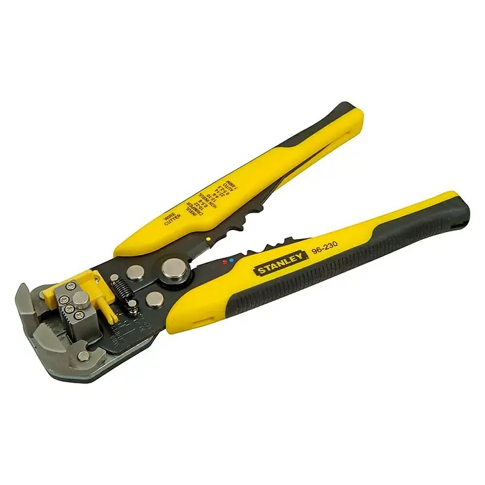 Stanley FatMax Abisolierzange - Länge: 210 mm - Diagonale Ansicht