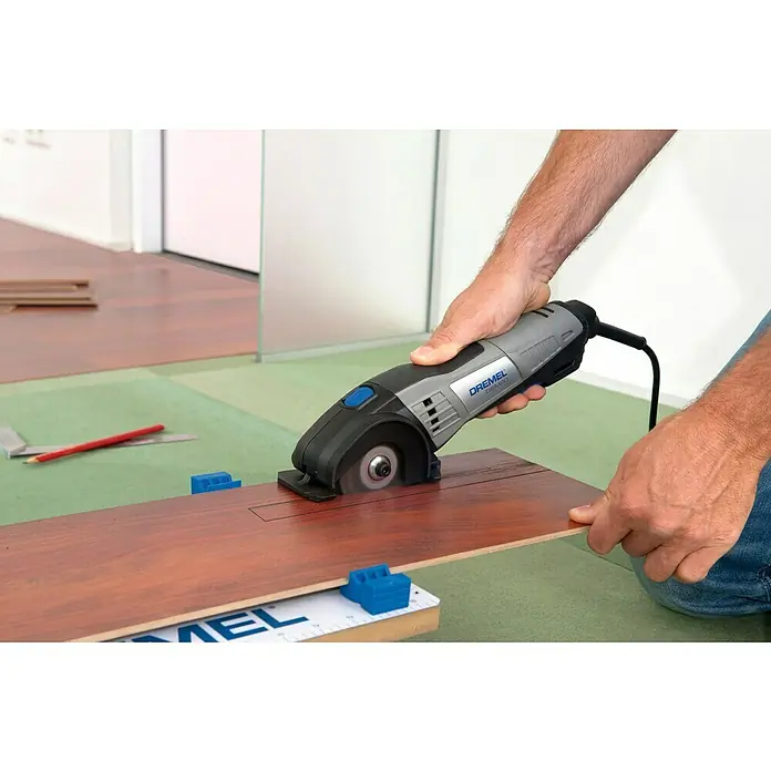 Dremel Karbid-Trennscheibe DSM 500 - Durchmesser Scheibe: 77 mm, Geeignet für: Holz, Schnitttiefe: 20 mm, 1 Stk. - Anwendungsbeispiel