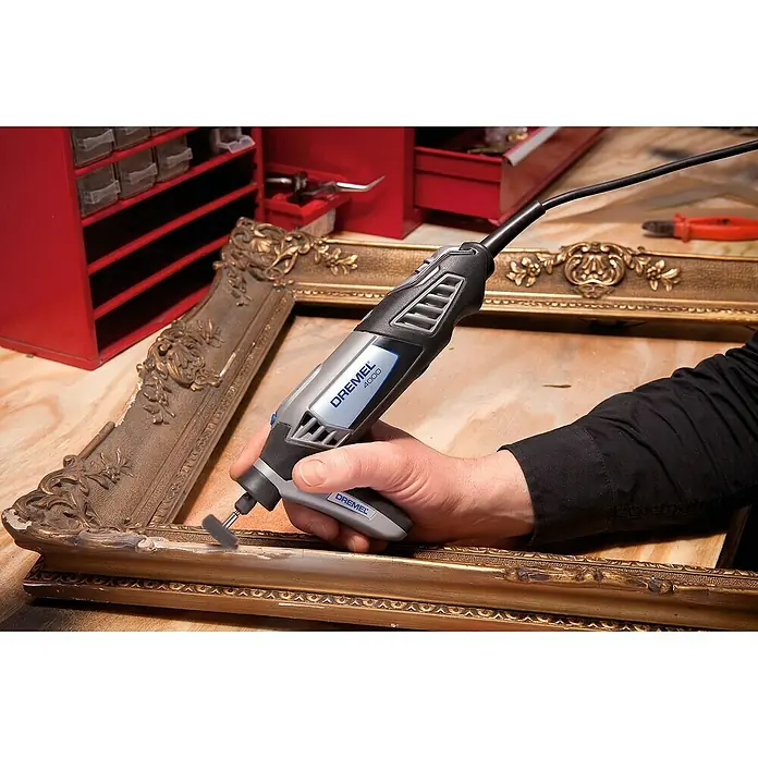 Dremel Präzisionshandgriff Mod. 577 - Passend für: Dremel Multifunktionsgeräte - Anwendungsbeispiel