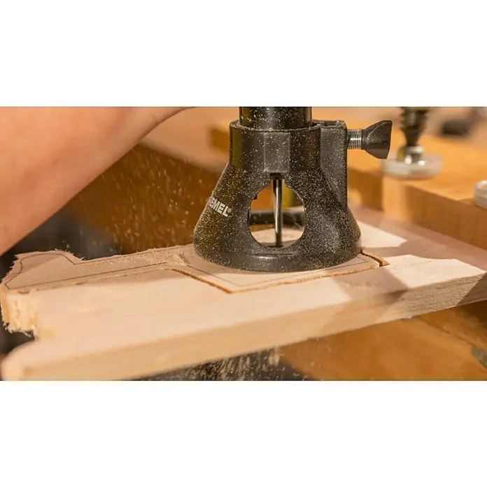 Dremel Mehrzweck-Fräsvorsatz Mod. 565 - 4 -tlg., Arbeitstiefe: 19 mm - Anwendungsbeispiel
