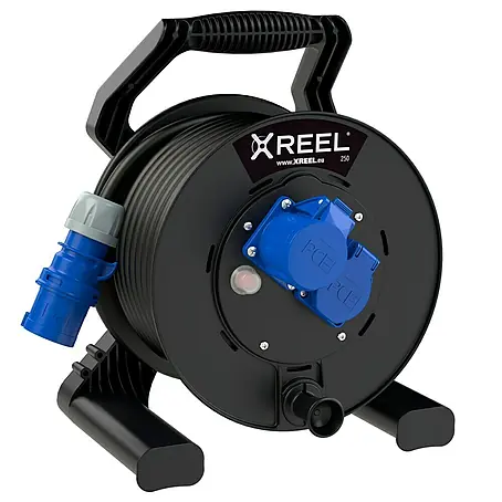 Kabeltrommel CEE Stecker