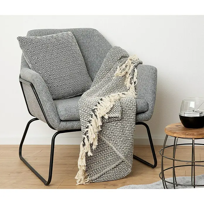 Kissen Zigzag - Grau/Offwhite, 45 x 45 cm, 100 % Baumwolle - Stimmungsaufnahme