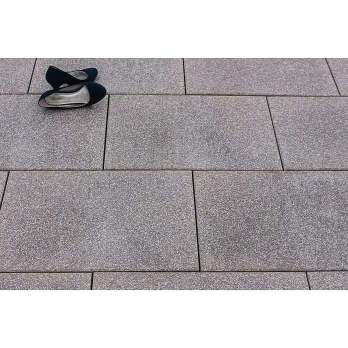 Terrassenplatte Granito - L x B x S: 60 x 40 x 3,8 cm, Basalt, Beton - Stimmungsaufnahme