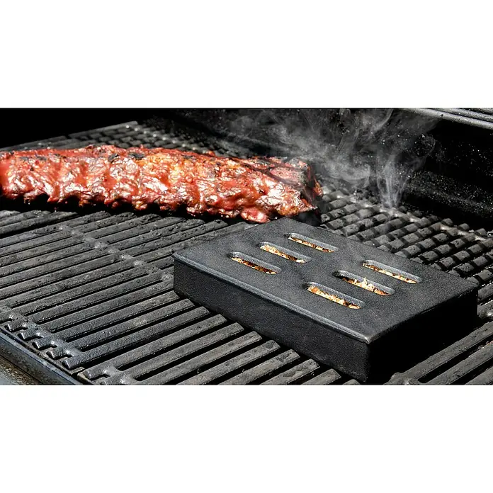 Char-Broil Räucherbox - Gusseisen, L x B x H: 20,5 x 12,8 x 3,5 cm - Anwendungsbeispiel