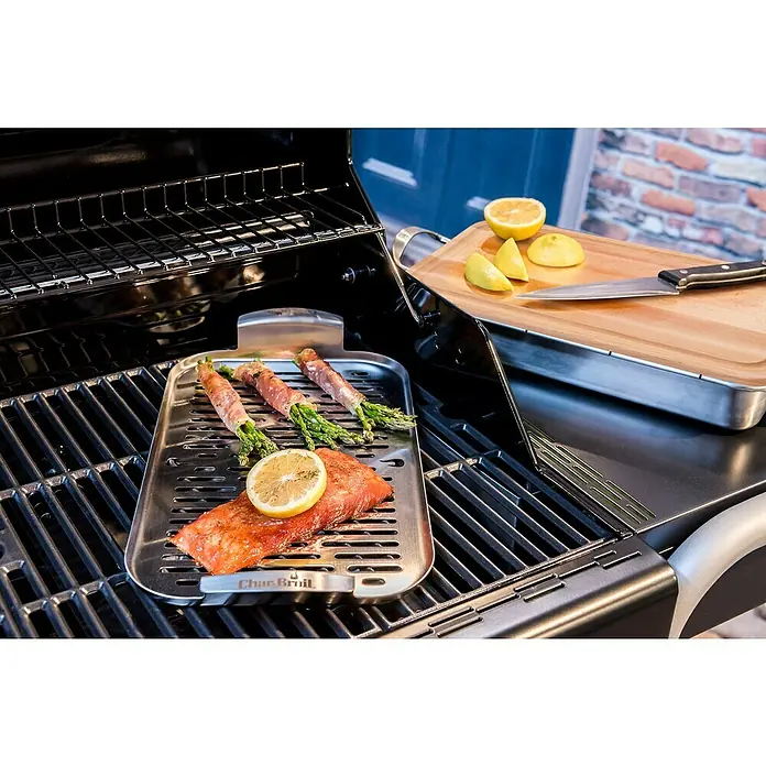 Char-Broil Grillpfanne Grill+ - Edelstahl, L x B x H: 42 x 22 x 4 cm - Anwendungsbeispiel