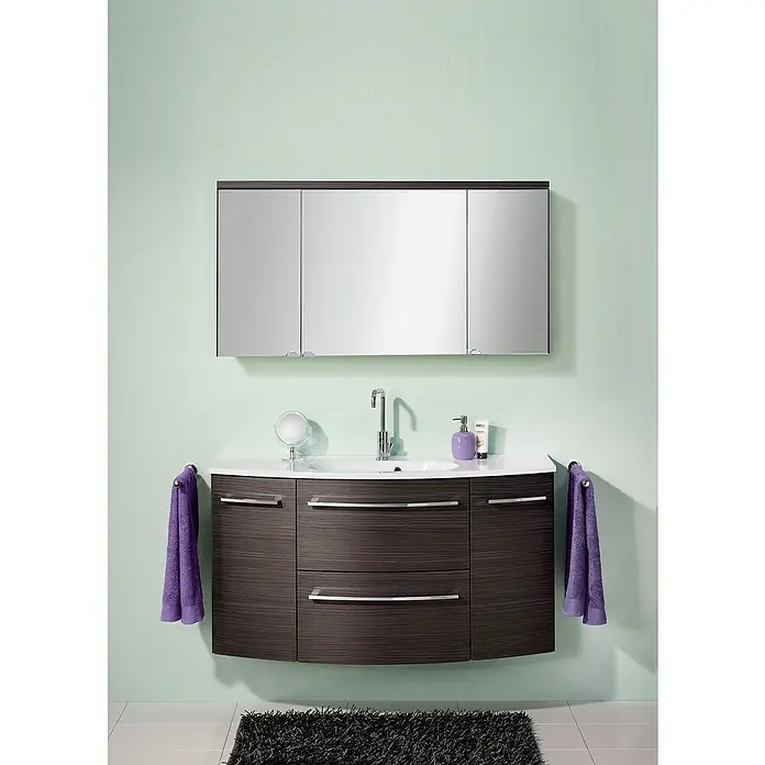 Camargue Swing LED-Spiegelschrank - B x H: 120 x 70,5 cm, Mit Beleuchtung, Spanplatte, Darkoak - Stimmungsaufnahme