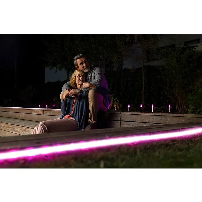 Ledvance Smart+ WiFi Smart-LED-Band Neon - Länge: 5 m, RGBW, IP44 - Stimmungsaufnahme