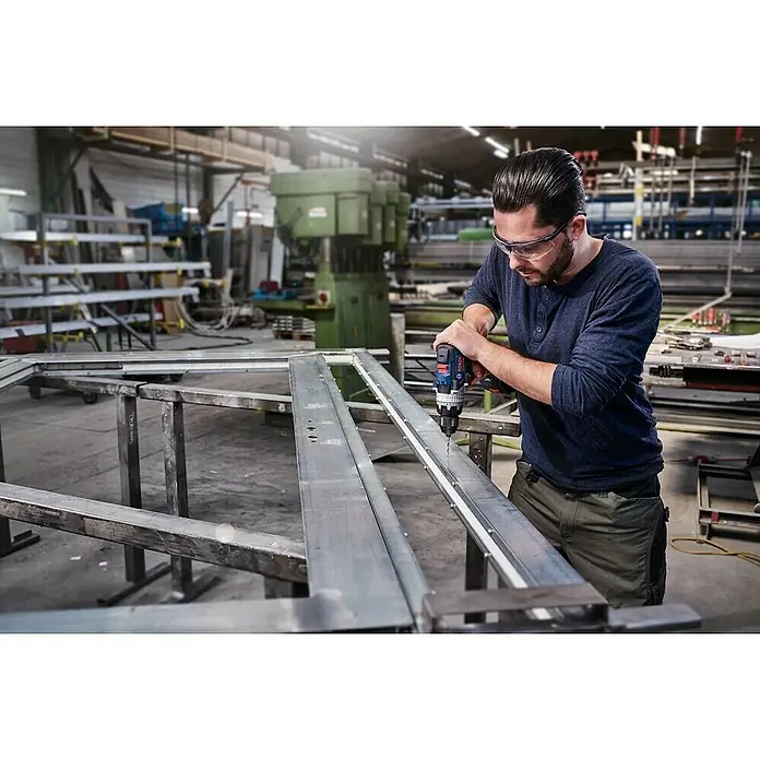 Bosch Professional Broca para metal PointTeQ - Diámetro: 1,4 mm, Largo: 49 mm, 10 ud. - Producto en uso