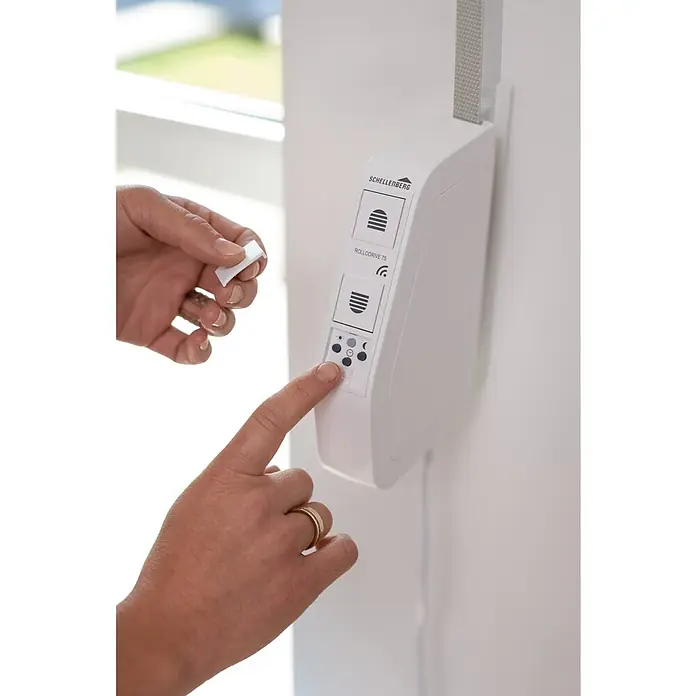 Schellenberg Funk-Rollladen-Gurtwickler Rollo Drive 75 Premium - L x B x H: 155 x 37 x 199 mm, Gurtbreite: 14 mm - 15 mm, Zugkraft: 30 kg, Unterstützte Systeme: Abus Smart Friends System - Anwendungsbeispiel
