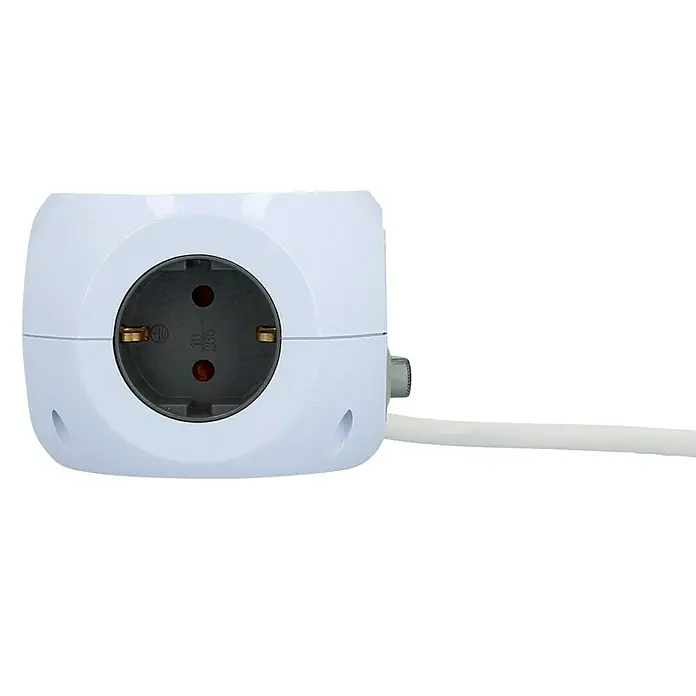 Blaupunkt Steckdosenwürfel mit Induktion - Anzahl Steckdosen Schuko: 3 Stk., Weiß, 2 x USB A und 2 x USB C - Vorderansicht