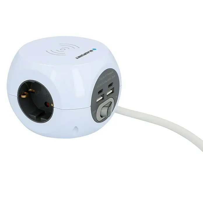 Blaupunkt Steckdosenwürfel mit Induktion - Anzahl Steckdosen Schuko: 3 Stk., Weiß, 2 x USB A und 2 x USB C - Diagonale Ansicht