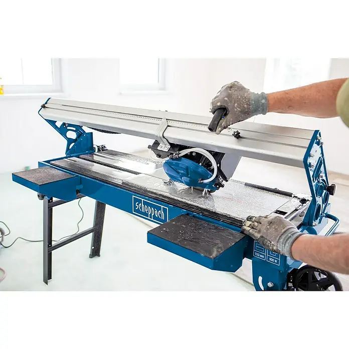 Scheppach Fliesenschneider FS3600 - 900 W, Schnitttiefe: 0 mm - 36 mm - Anwendungsbeispiel