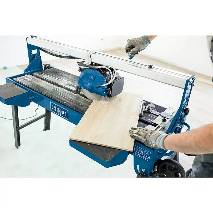 Scheppach Fliesenschneider FS3600 - 900 W, Schnitttiefe: 0 mm - 36 mm - Anwendungsbeispiel