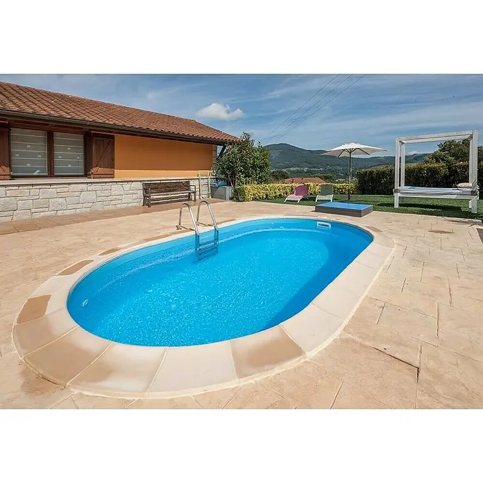 Gre Piscina ovalada enterrada Madagascar - L x An x Al: 600 x 320 x 150 cm, 24.420 l, Blanco - Foto ambiente