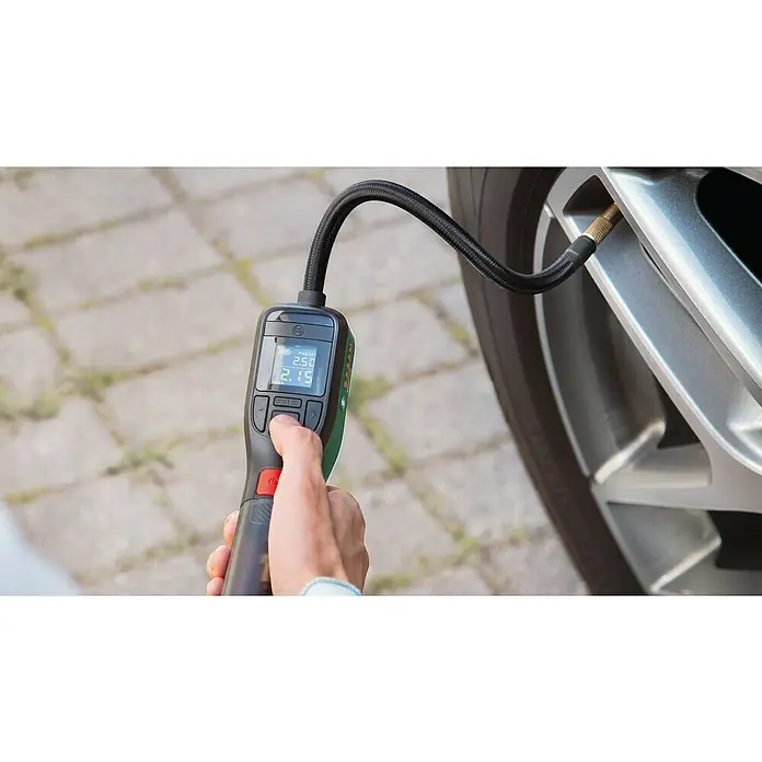 Bosch Aku zračna pumpa Easy Pump - Tlak: 10,3 bara, Broj baterija: 1 baterija - Proizvod u upotrebi