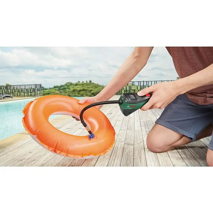 Bosch Aku zračna pumpa Easy Pump - Tlak: 10,3 bara, Broj baterija: 1 baterija - Proizvod u upotrebi