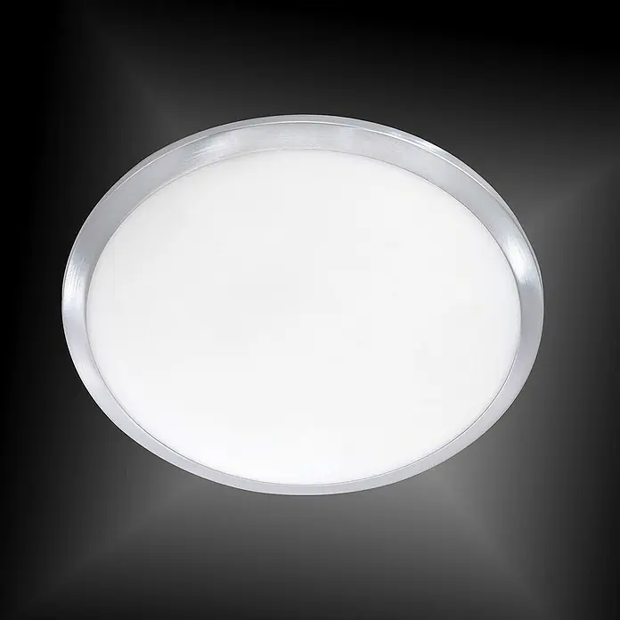 Paul Neuhaus LED-Deckenleuchte Satob - Chrom, 12 W, IP44 - Stimmungsaufnahme
