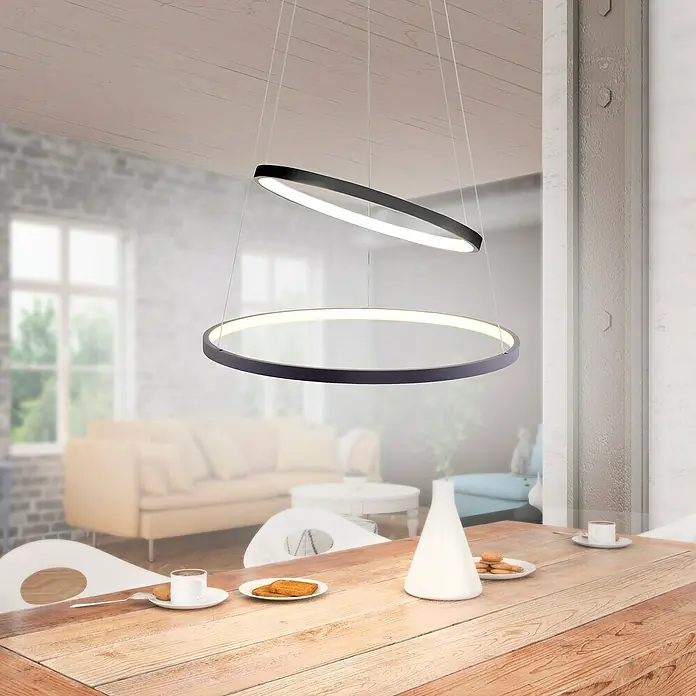 LeuchtenDirekt LED-Pendelleuchte rund Circle - L x B x H: 50 x 50 x 120 cm - Stimmungsaufnahme