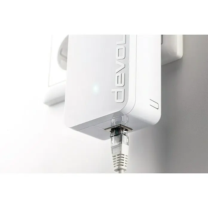 Devolo Netzwerk-Starter-Set LAN Komfort Plus - 1 x Schukostecker (Typ F), 1 x RJ45-Buchse, Weiß - Detailaufnahme