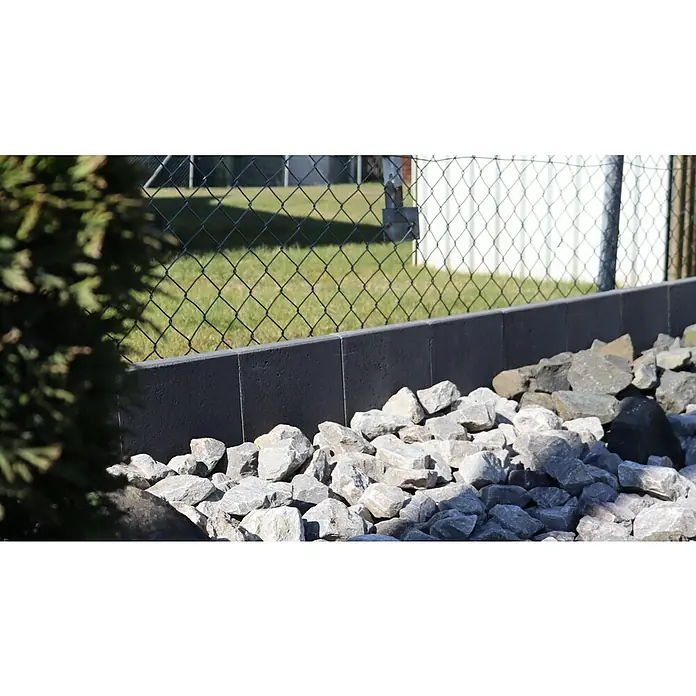Mähstein Mähroboter L-Randstein - Anthrazit, 24,5 x 29 x 15 cm, Beton - Stimmungsaufnahme