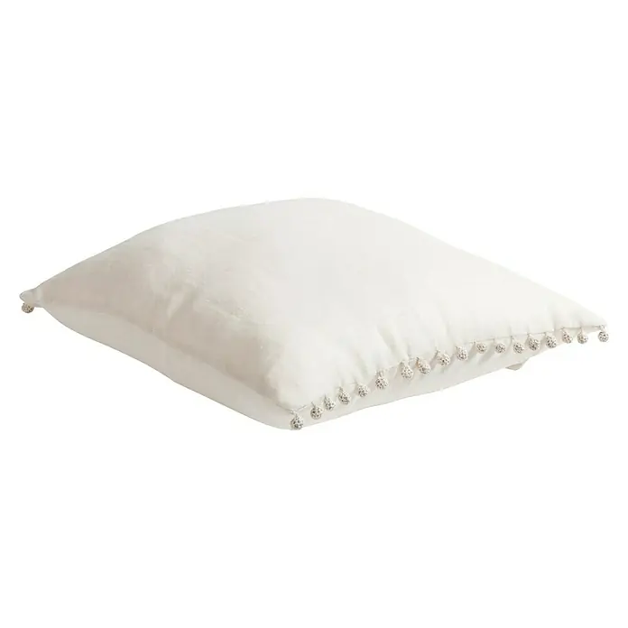 Kissen Liz - Creme, 45 x 45 cm, 50 % Baumwolle, 50 % Leinen - Diagonale Ansicht