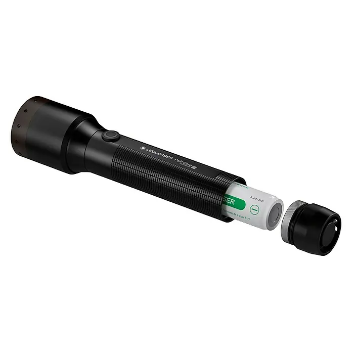 Ledlenser LED-Taschenlampe P6R Core - Akkubetrieben, Schwarz, 15 lm - 900 lm - Diagonale Ansicht