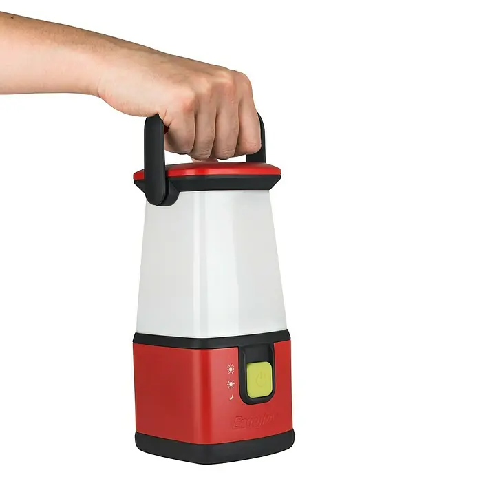 Energizer Linterna portátil LED Camping - 500 lm, Plástico, Autonomía estimada: 30 h - Producto en uso