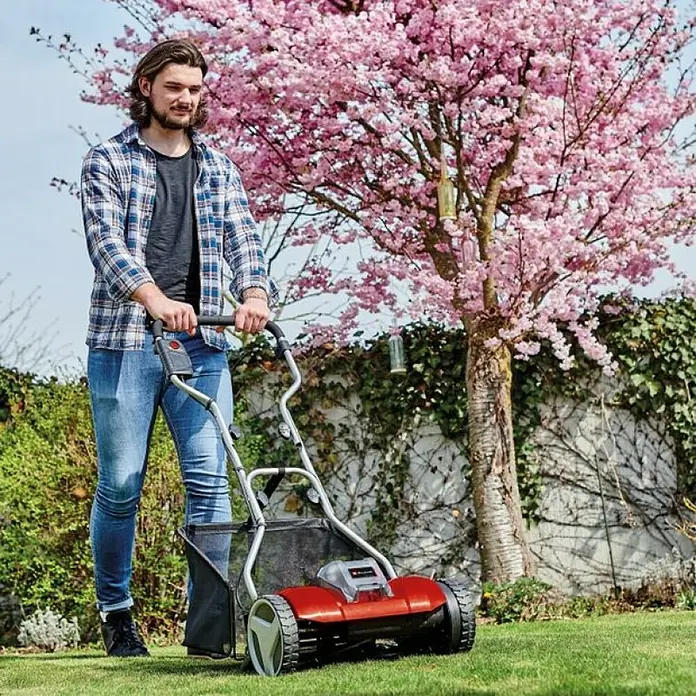 Einhell Power X-Change Akumulatorska vretenasta kosilica GE-HM 18/38 Li-Solo - Bez akumulatora, 4 Ah, Širina reza: 38 cm - Proizvod u upotrebi