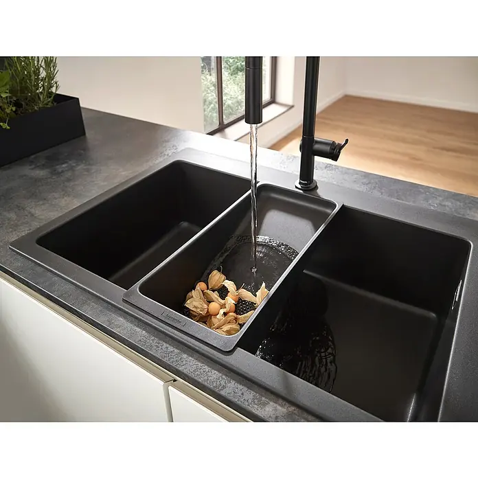Hansgrohe Escurridor multifuncional - L x An x Al: 42,6 x 19 x 12,3 cm, Plástico, Negro - Foto ambiente