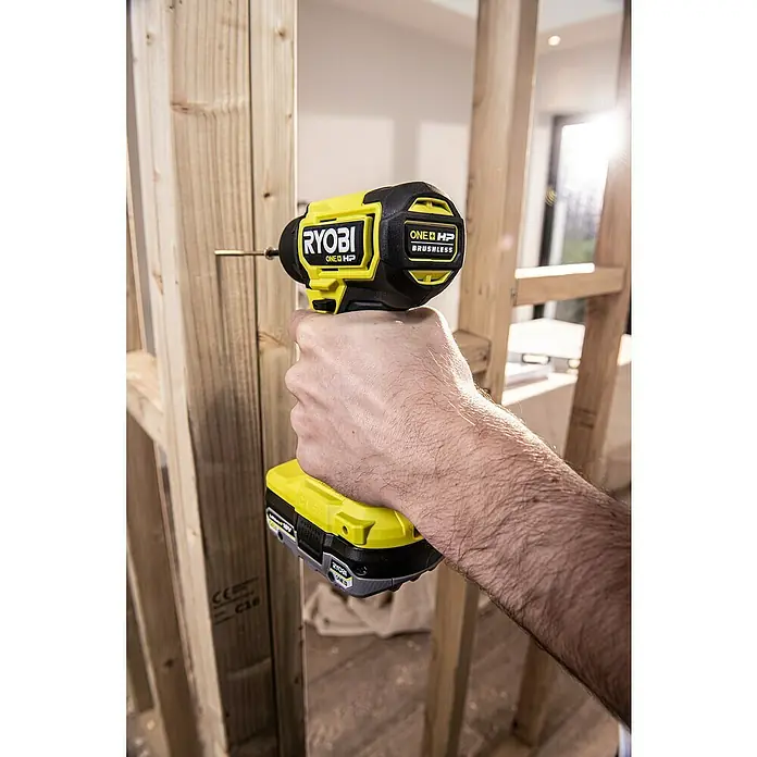 Ryobi ONE+HP Accuklopboorschroefmachine RID18C-0 - 18 V, Excl. accu, Onbelast toerental: 2.900 tpm - Toepassingsvoorbeeld