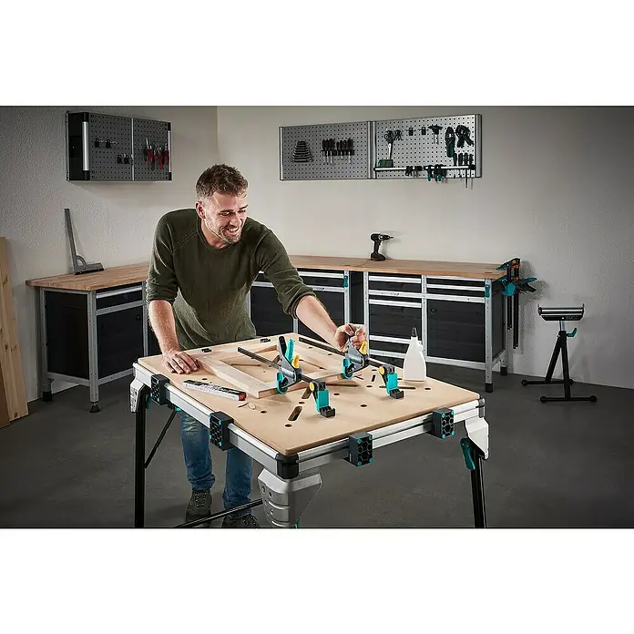 Wolfcraft Werkbank Master Work 1600 - L x B x H: 76,5 x 110 x 86,3 cm, Belastbarkeit: 120 kg - Anwendungsbeispiel