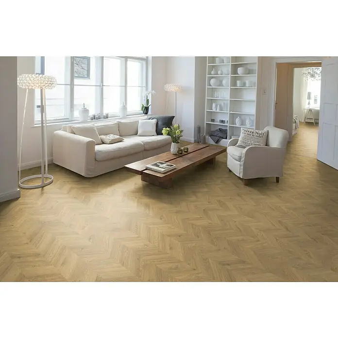 Egger Home Laminat Weinburg Eiche hell - 1.292 x 327 x 8 mm, Fischgrät - Stimmungsaufnahme
